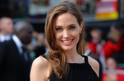 12+ bộ phim của Angelina Jolie đóng gây sốt màn ảnh